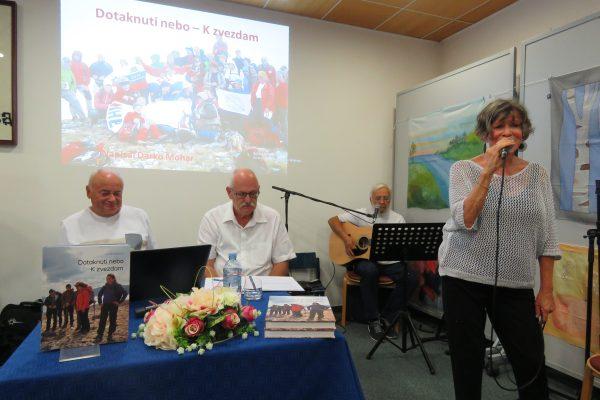 Predstavitev knjige Dotaknuti nebo – K zvezdam