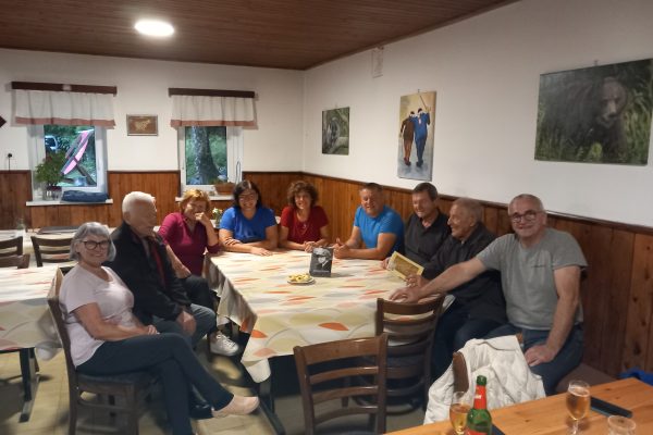 Utrinki – Radi beremo na Sviščakih