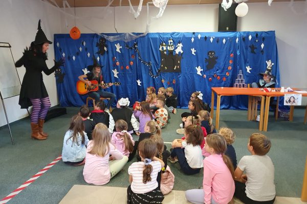 Počitniške ustvarjalne delavnice – čarovniška zabava