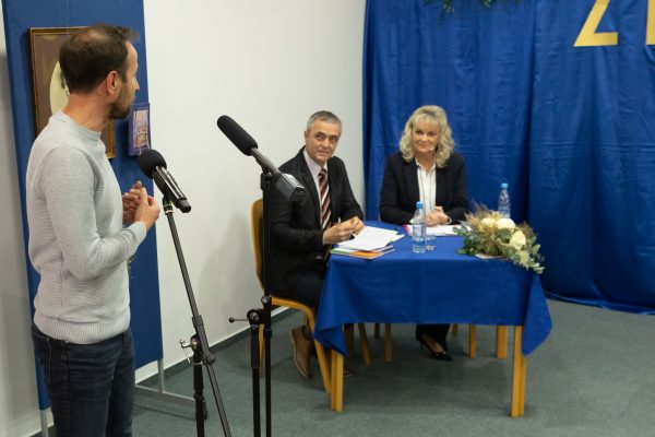 Zberimo se v knjižnici! – 60 let knjižnice