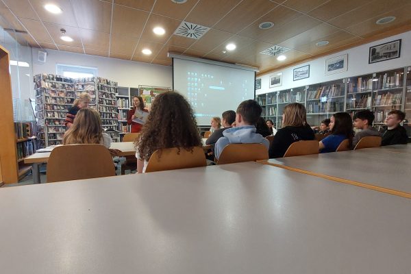 Knjiga je prva liga!